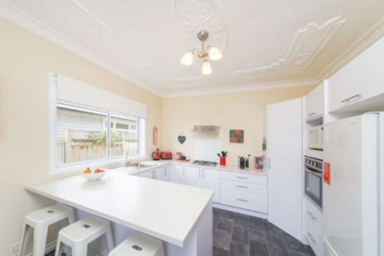 Photo of property in 20 Matamau Street, Palmerston North, 4414