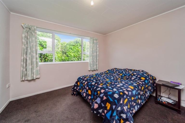 Photo of property in 21 Manawapou Road, Hawera, 4610