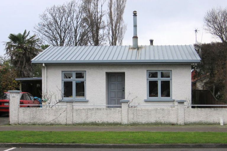 Photo of property in 5 Waldegrave Street, Palmerston North, 4410