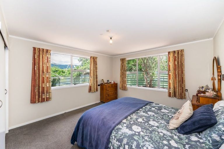 Photo of property in 98 Kiwi Road, Raumati Beach, Paraparaumu, 5032
