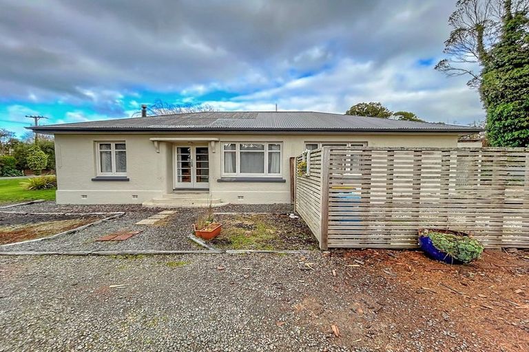 Photo of property in 8 Mahuri Road, Otatara, Invercargill, 9879