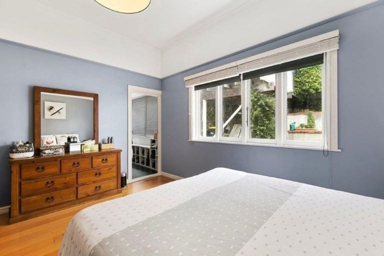 Photo of property in 38 Waipapa Road, Hataitai, Wellington, 6021