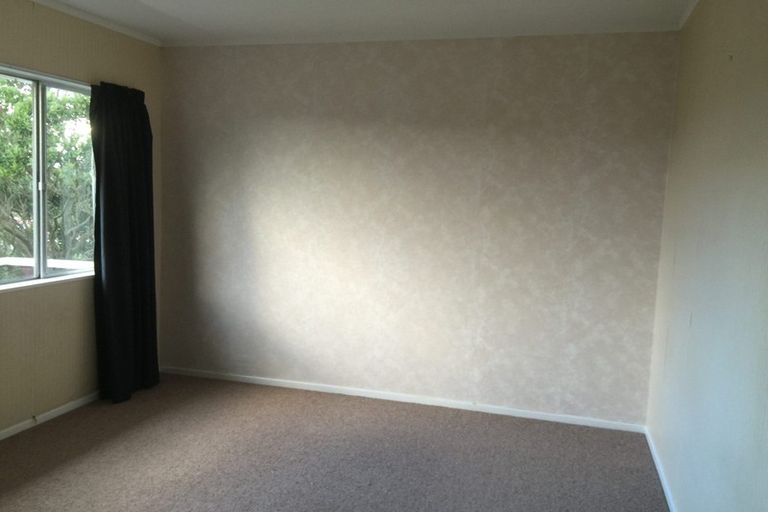 Photo of property in 1/1 Wye Street, Island Bay, Wellington, 6023