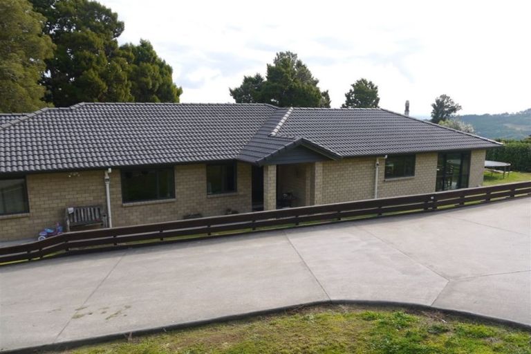 Photo of property in 105 Judge Richardson Drive, Opaheke, Papakura, 2584
