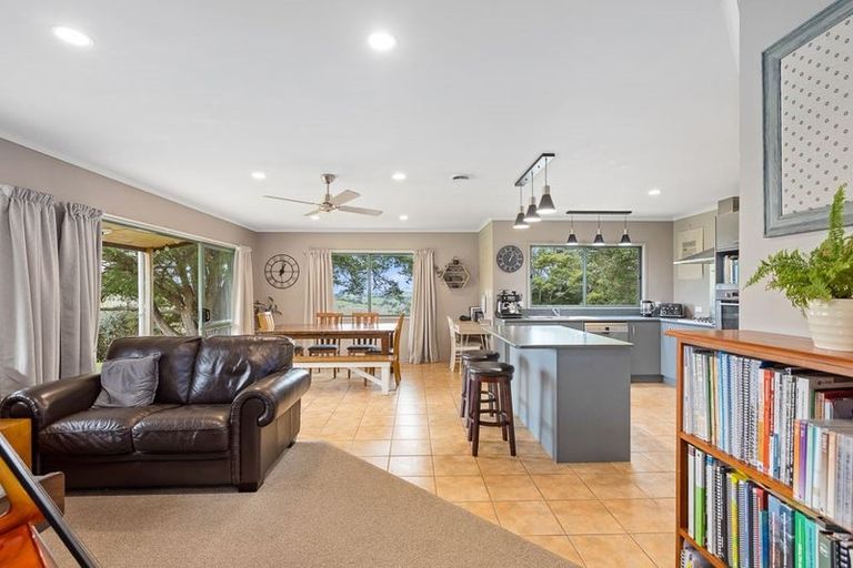 Photo of property in 5352 Kaipara Coast Highway, Wellsford, 0972