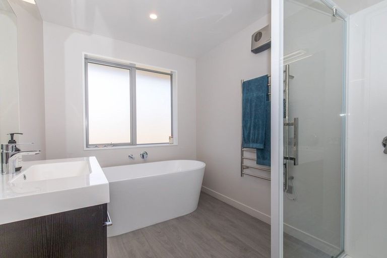 Photo of property in 6 Barclay Place, Wanaka, 9305