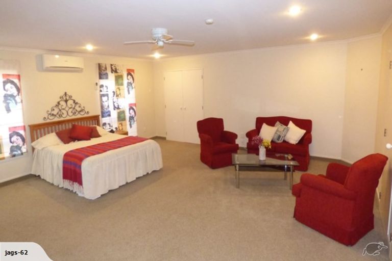 Photo of property in 13 Mission Road, Greenmeadows, Napier, 4112