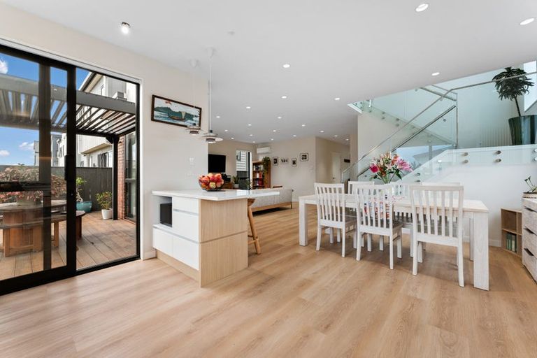 Photo of property in 46 Clara Road, Silverdale, 0932