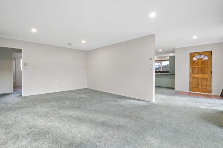 Photo of property in 38 Bouverie Crescent, Flagstaff, Hamilton, 3210