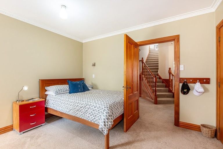 Photo of property in 396 Muritai Road, Eastbourne, Lower Hutt, 5013