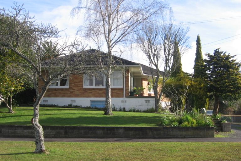 Photo of property in 8 Prisk Street, Melville, Hamilton, 3206