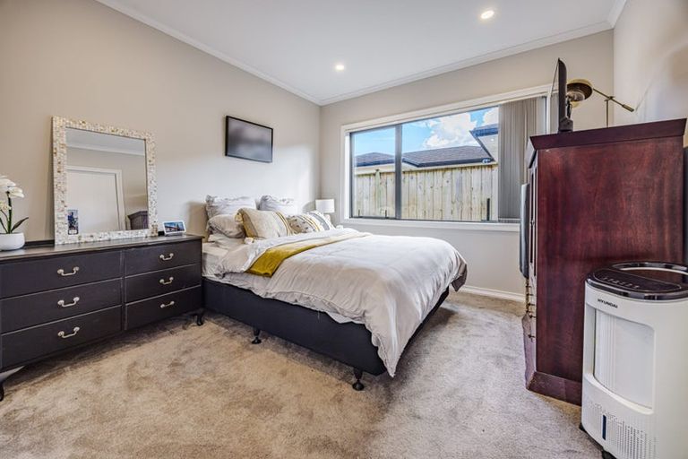 Photo of property in 18 Rauaruhe Road, Karaka, Papakura, 2113