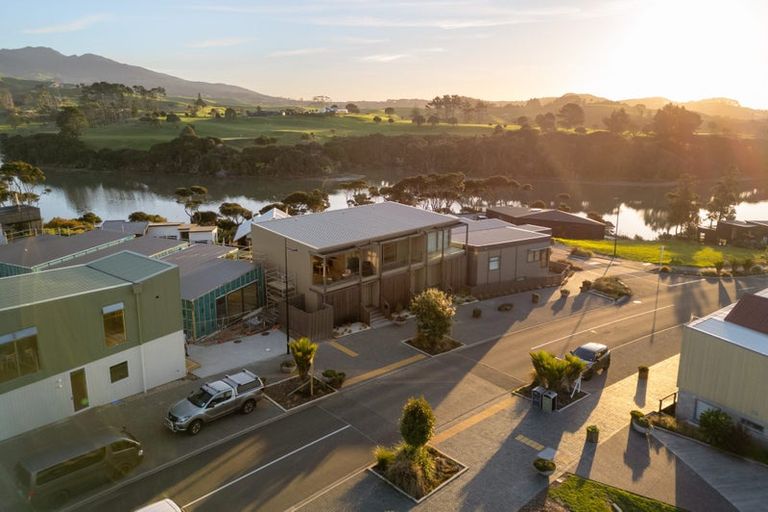 Photo of property in 30 Rangitahi Road, Raglan, 3225