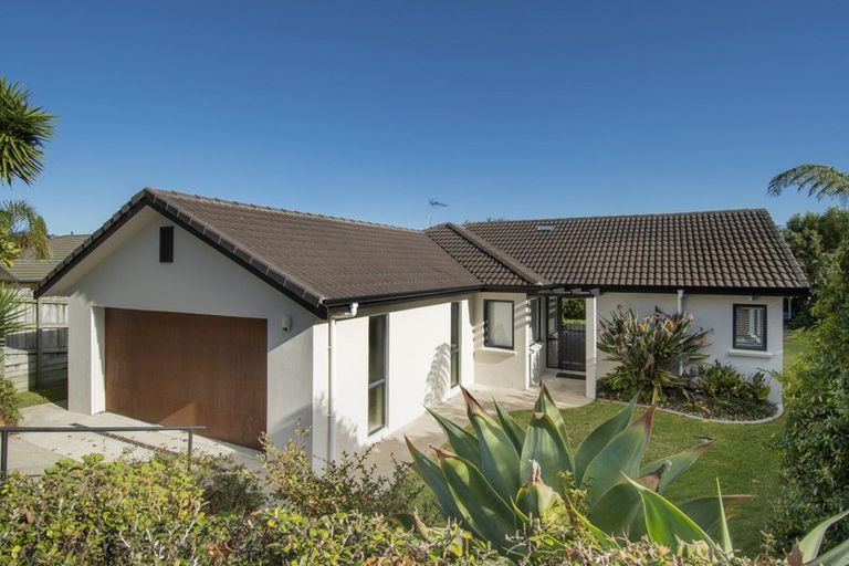 Photo of property in 54 Village Park Drive, Welcome Bay, Tauranga, 3112