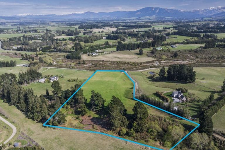 Photo of property in 32 Makerikeri Road, Loburn, Rangiora, 7472
