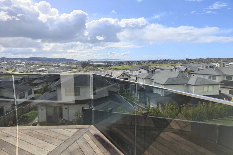 Photo of property in 82 Wainui Road, Silverdale, 0932