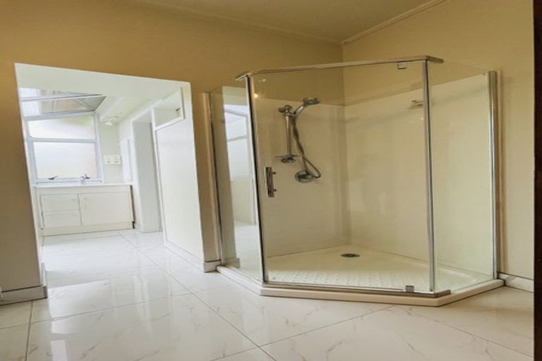 Photo of property in 125 Mangere Road, Otahuhu, Auckland, 1062