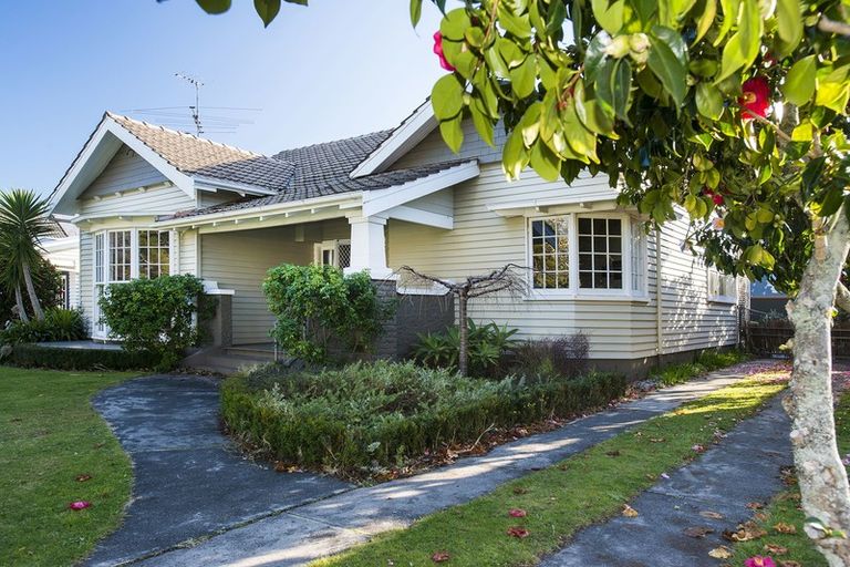 Photo of property in 14 Haronga Road, Inner Kaiti, Gisborne, 4010