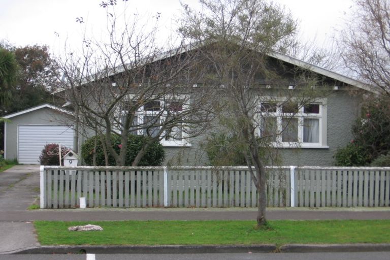 Photo of property in 9 Waldegrave Street, Palmerston North, 4410