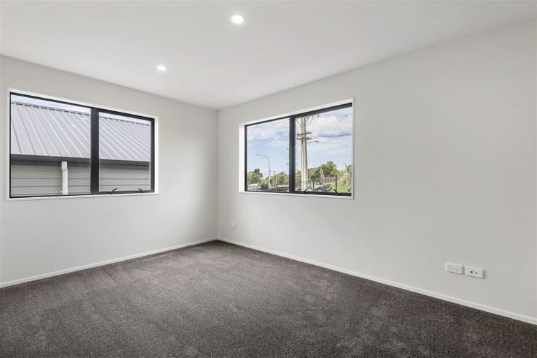 Photo of property in 9 Kea Road, Silverdale, 0932