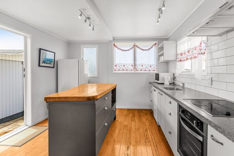 Photo of property in 13 Chaytor Street, Te Puke, 3119