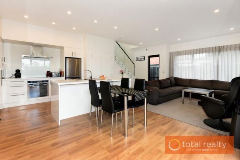 Photo of property in 17 Capil Court, Halswell, Christchurch, 8025