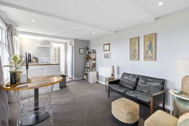 Photo of property in 79a Mills Road, Brooklyn, Wellington, 6021