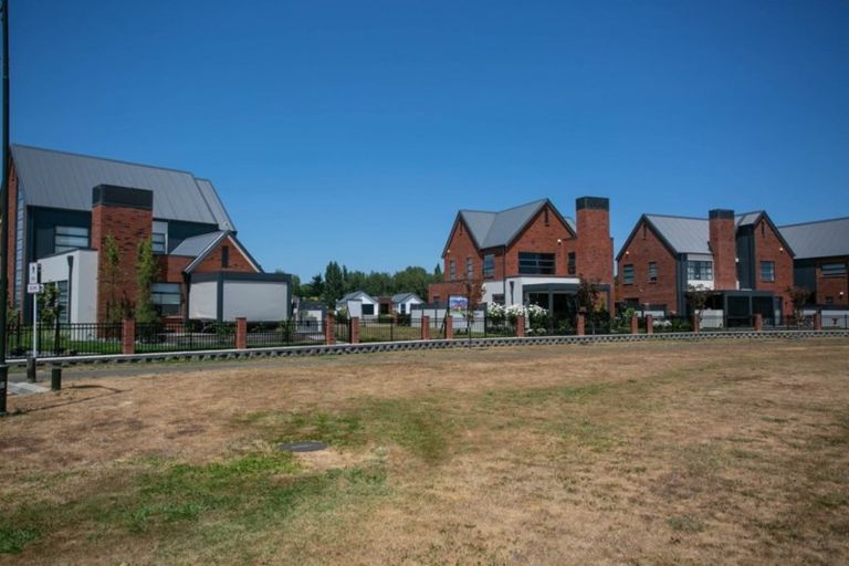 Photo of property in 13 Garland Lane, Leamington, Cambridge, 3432