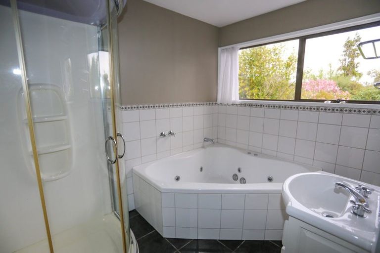 Photo of property in 1/88b Clyde Road, Ilam, Christchurch, 8041