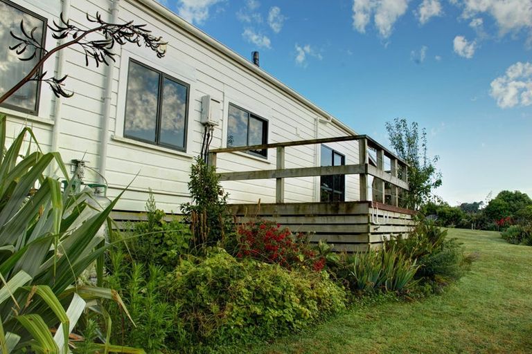 Photo of property in 172 Whakamara Road, Manutahi, Hawera, 4672