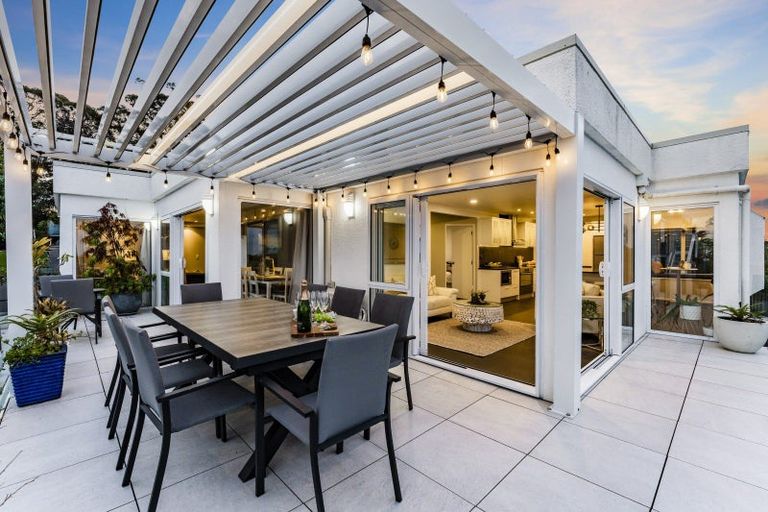 Photo of property in 1207 Whangaparaoa Road, Gulf Harbour, Whangaparaoa, 0930