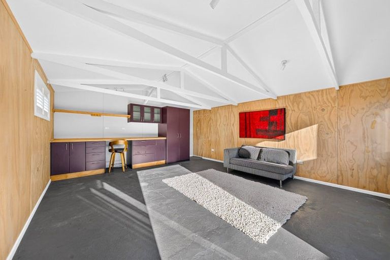 Photo of property in 20 Udy Street, Greytown, 5712