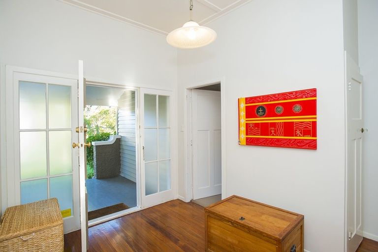 Photo of property in 14 Haronga Road, Inner Kaiti, Gisborne, 4010