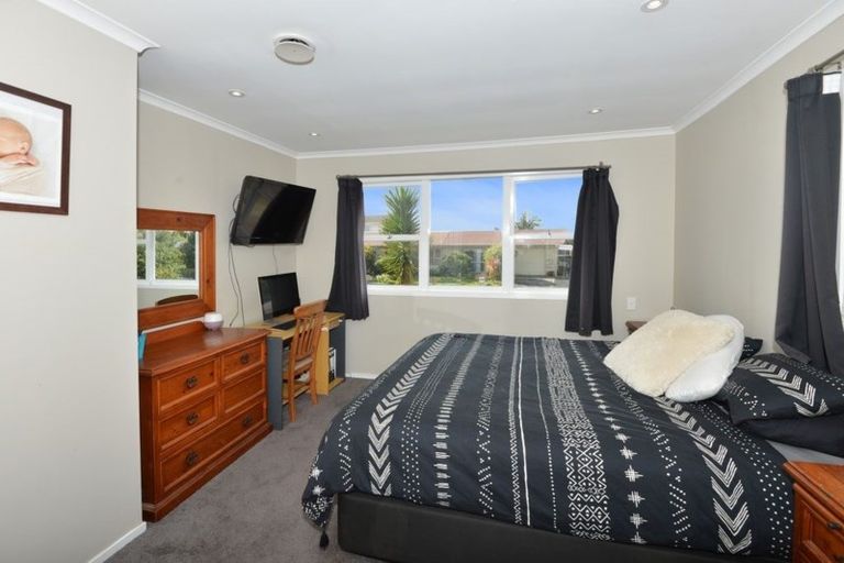 Photo of property in 2 Jeeves Place, Tikipunga, Whangarei, 0112