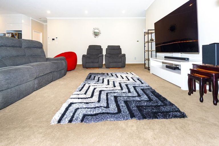 Photo of property in 71 Eighth View Avenue, Beachlands, Auckland, 2018