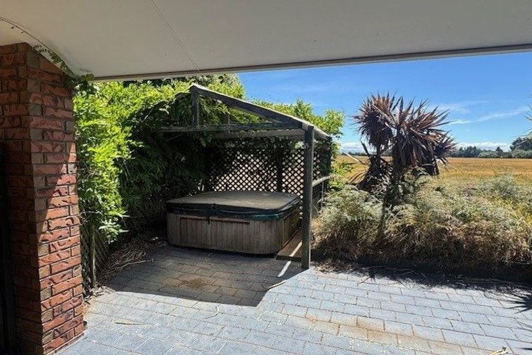 Photo of property in 44 Roydon Drive, Templeton, Christchurch, 8042