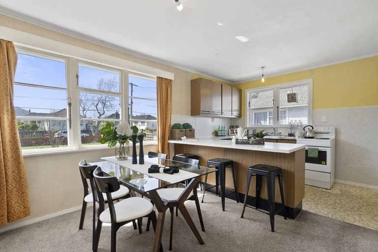 Photo of property in 4 Thackeray Street, Trentham, Upper Hutt, 5018