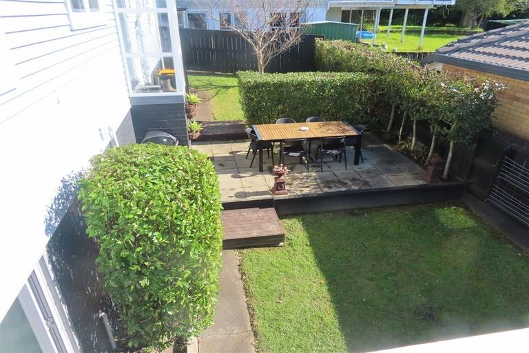 Photo of property in 2/66 Nelson Street, Howick, Auckland, 2014