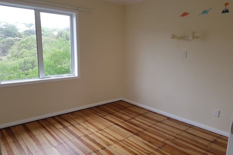 Photo of property in 73 Madras Street, Khandallah, Wellington, 6035