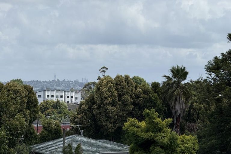 Photo of property in 37 Willoughby Avenue, Howick, Auckland, 2014