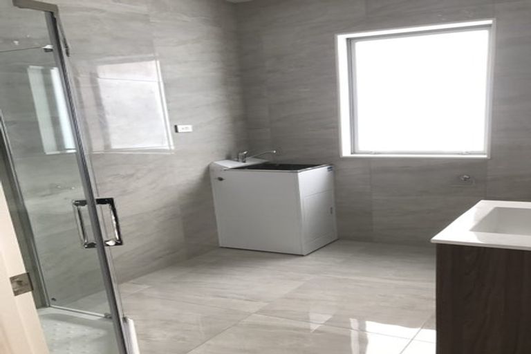 Photo of property in 9 Parkhaven Drive, Rosehill, Papakura, 2113