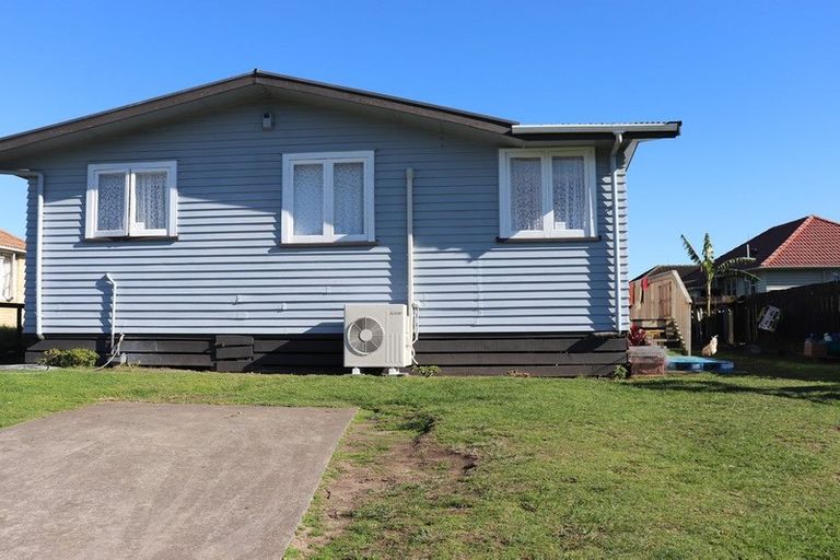 Photo of property in 2 Armstrong Street, Huntly, 3700
