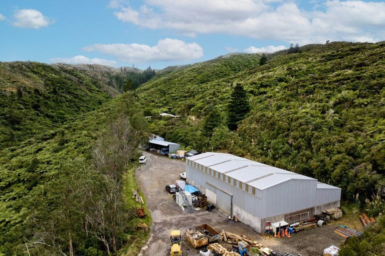 Photo of property in 25a Mt Cecil Road, Moonshine Valley, Porirua, 5381