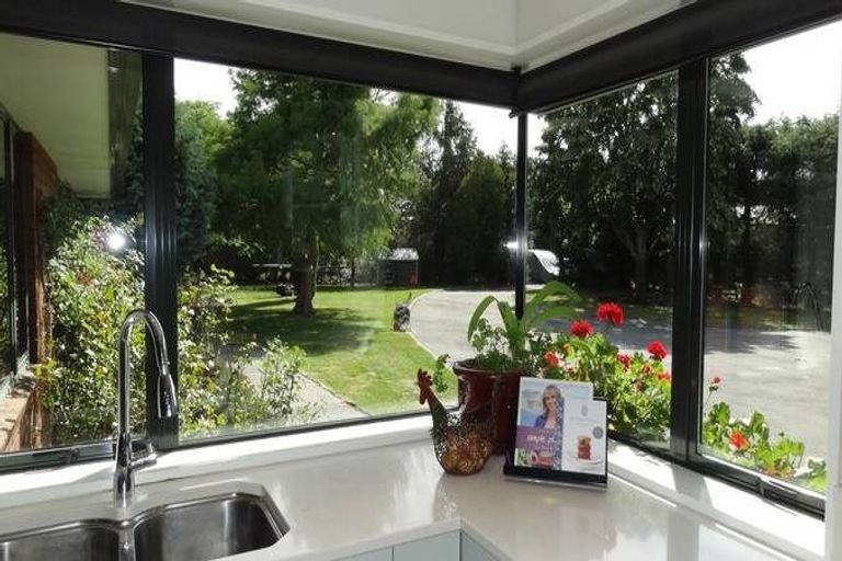 Photo of property in 15 Savills Road, Yaldhurst, Christchurch, 7676