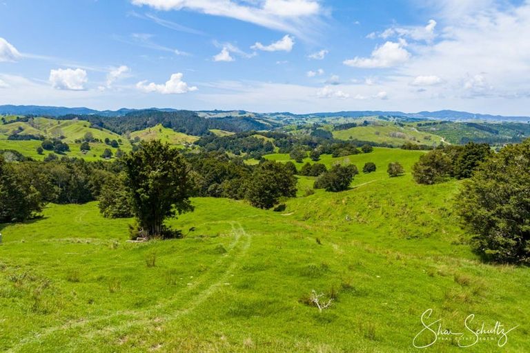 Photo of property in 338a Wairere Road, Paparoa, 0571