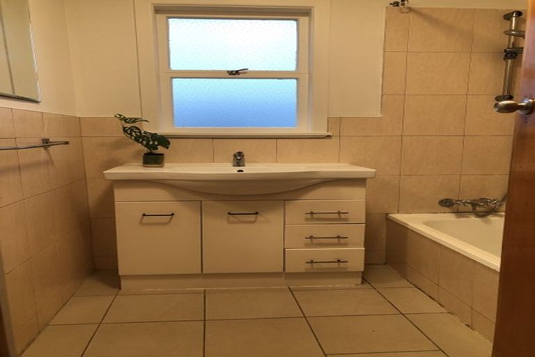 Photo of property in 3 Jan Place, Pakuranga, Auckland, 2010