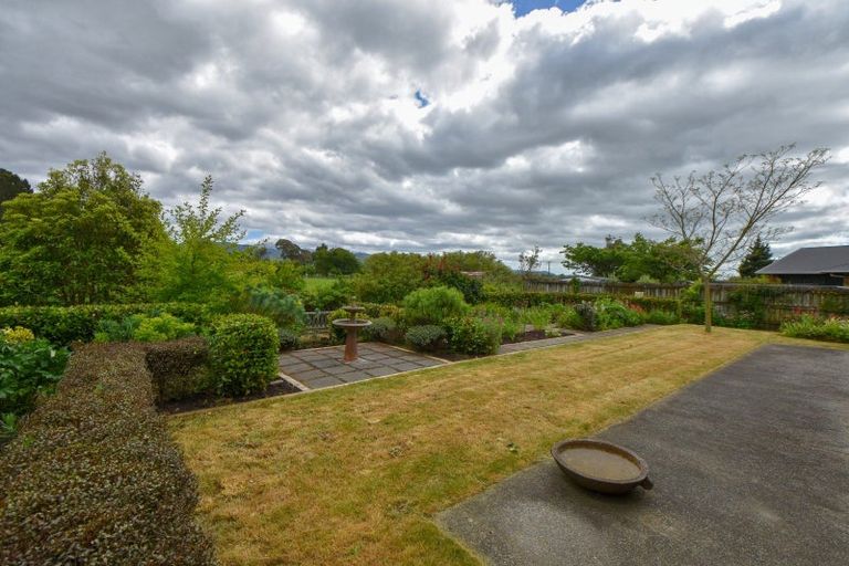 Photo of property in 17 Carrington Drive, Carterton, 5713