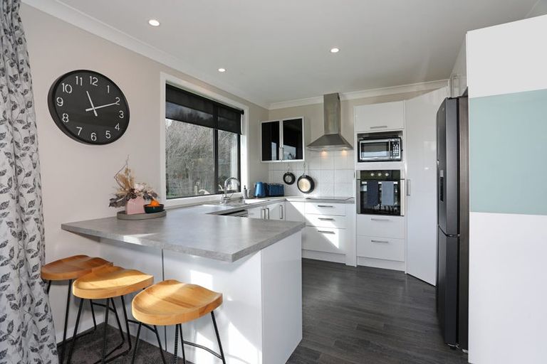 Photo of property in 6 George Street, Bulls, 4818