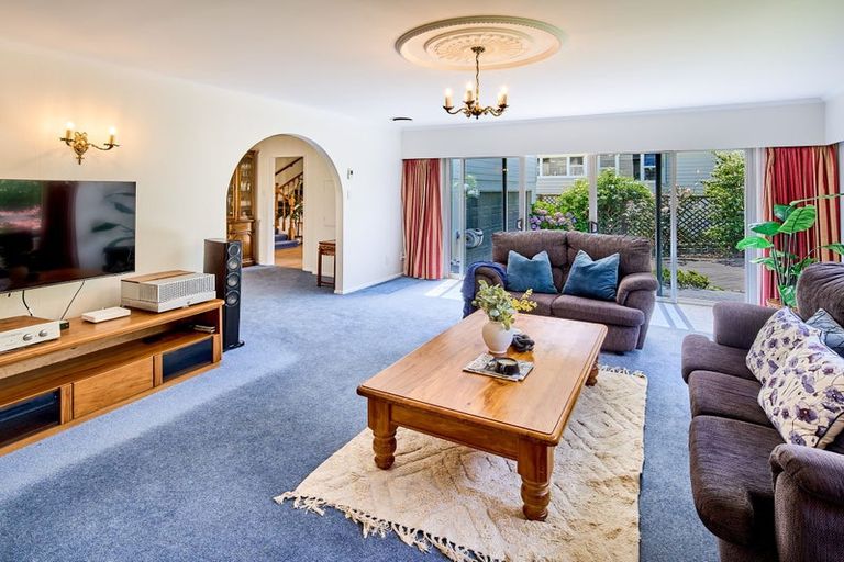 Photo of property in 7 Tui Terrace, Tawa, Wellington, 5028