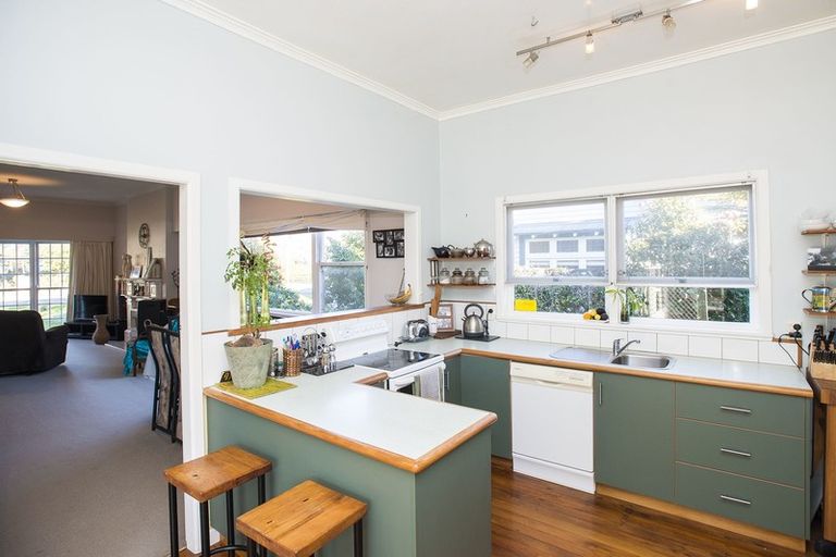 Photo of property in 14 Haronga Road, Inner Kaiti, Gisborne, 4010